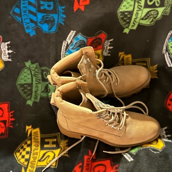 Steve Madden boots - Picture 2 of 4